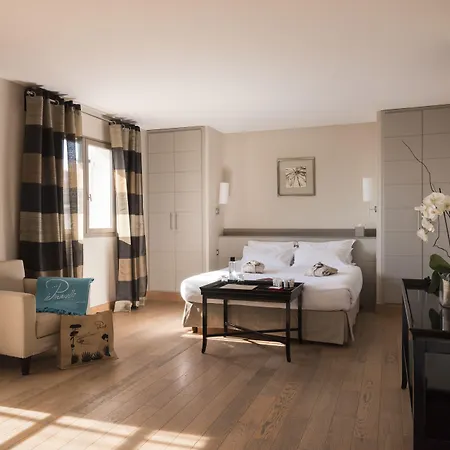 Hotell Le Pinarello 4*